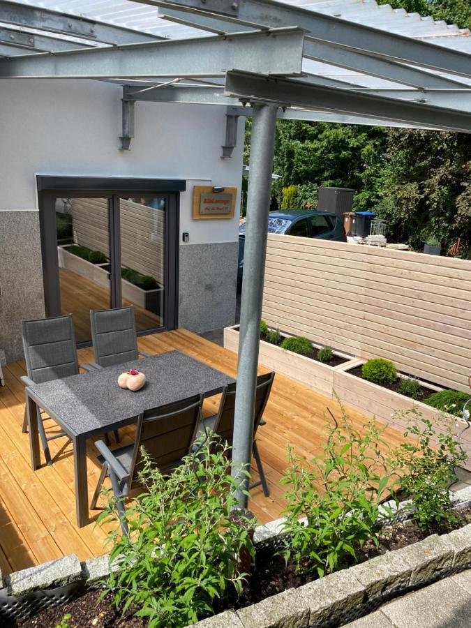 Alblounge Vip Appartement Neuffen Exteriér fotografie